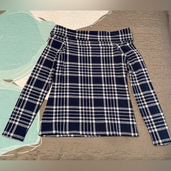 Banana republic off the shoulders stretch sweater top size S - Picture 3 of 5